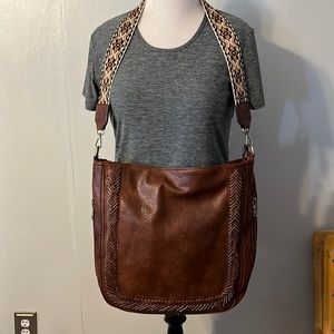 👜Jen & Co Crossbody Guitar Strap Bag👜